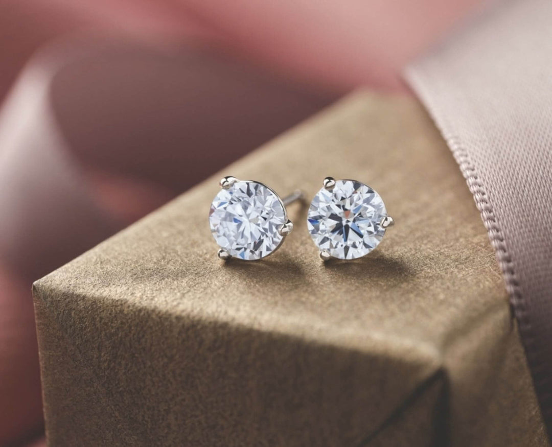diamond stud earrings on giftbox